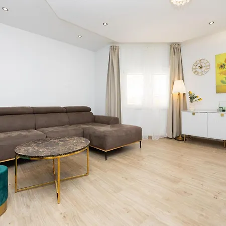 Beautiful Apartment In Split With Wifi Apartmán