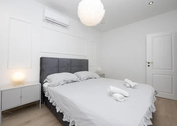 Awesome In With Wifi Apartment