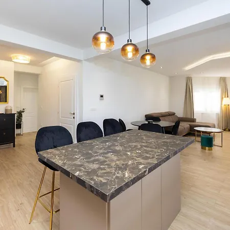 Awesome In With Wifi Lägenhet *