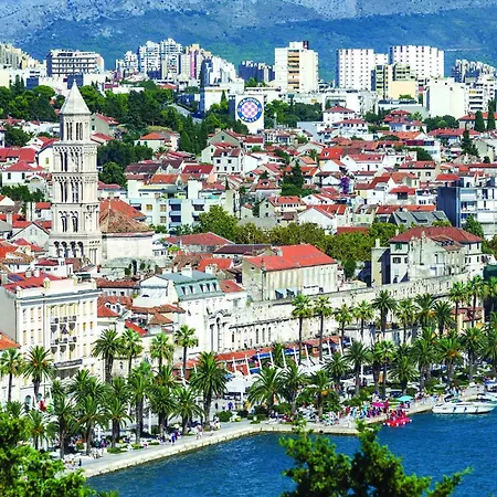 Beautiful Apartment In Split With Wifi Apartamento Split